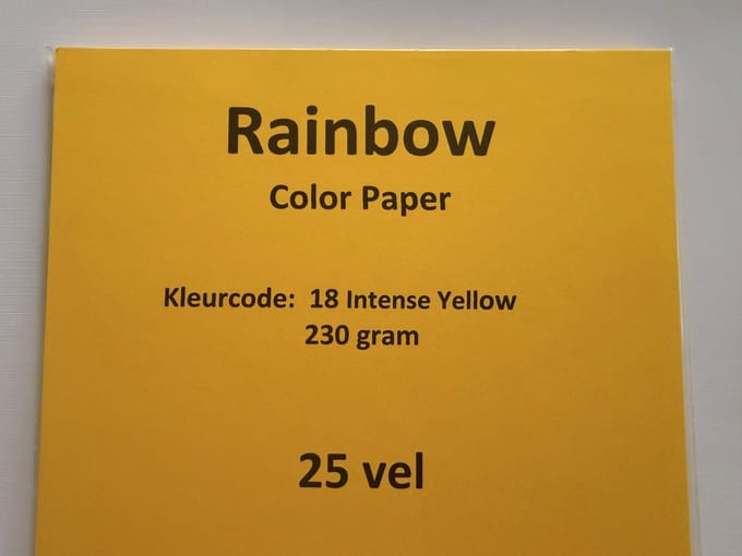 Rainbow Kl-18 230 gram(!) intens geel 25 vel papier