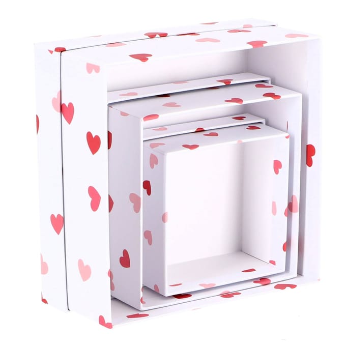 Giftbox papier set cadeaudozen hartjes wit rood decoratie karton.