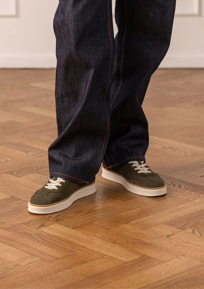 Manfield - Heren - Groene suède sneakers - Maat 42