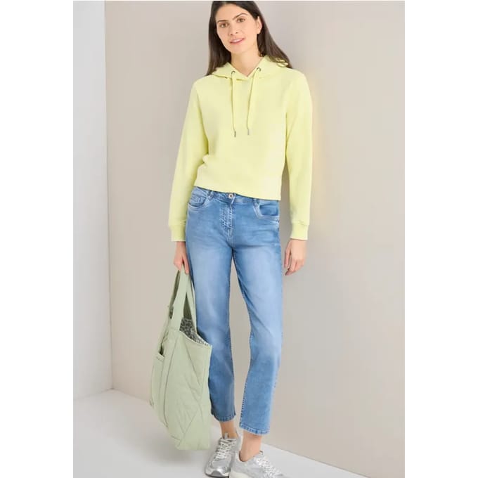 Straight Legs jeans