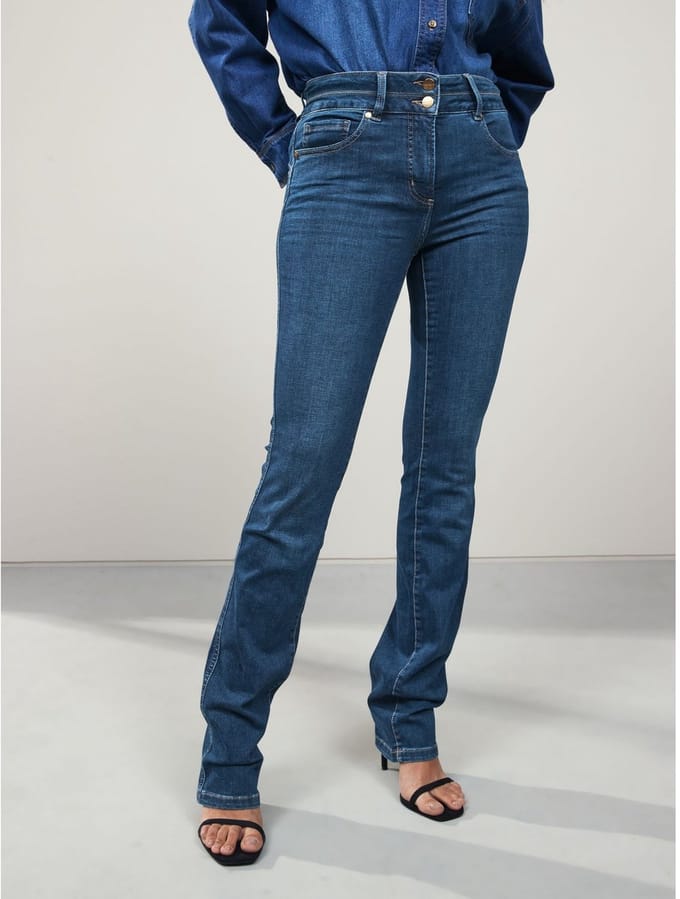 Next - Dames - Liftende, vormgevende bootcut jeans met slim-fit pasvorm - Blauw