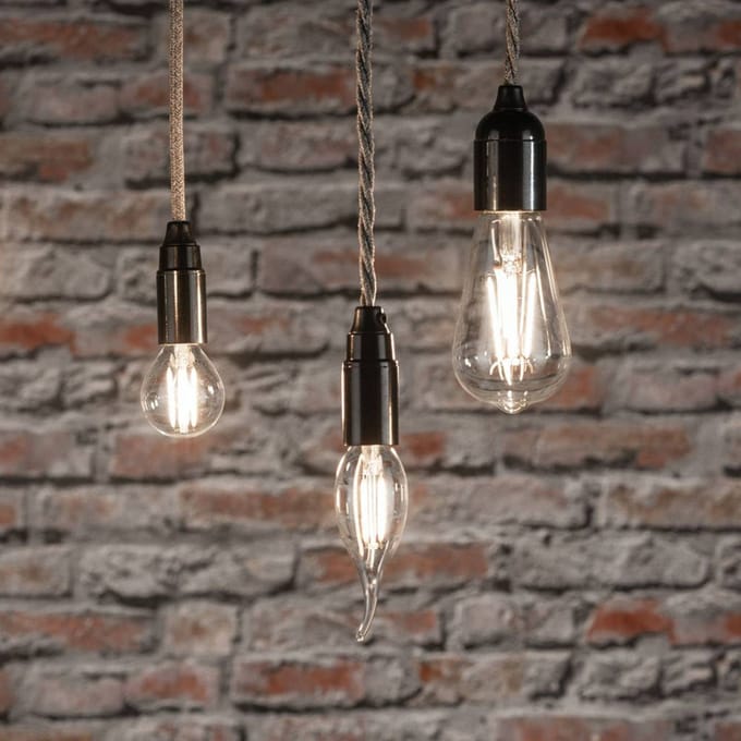 Filament 230 V LED-kogellamp E27 2x470lm 2x5W 2700K Helder