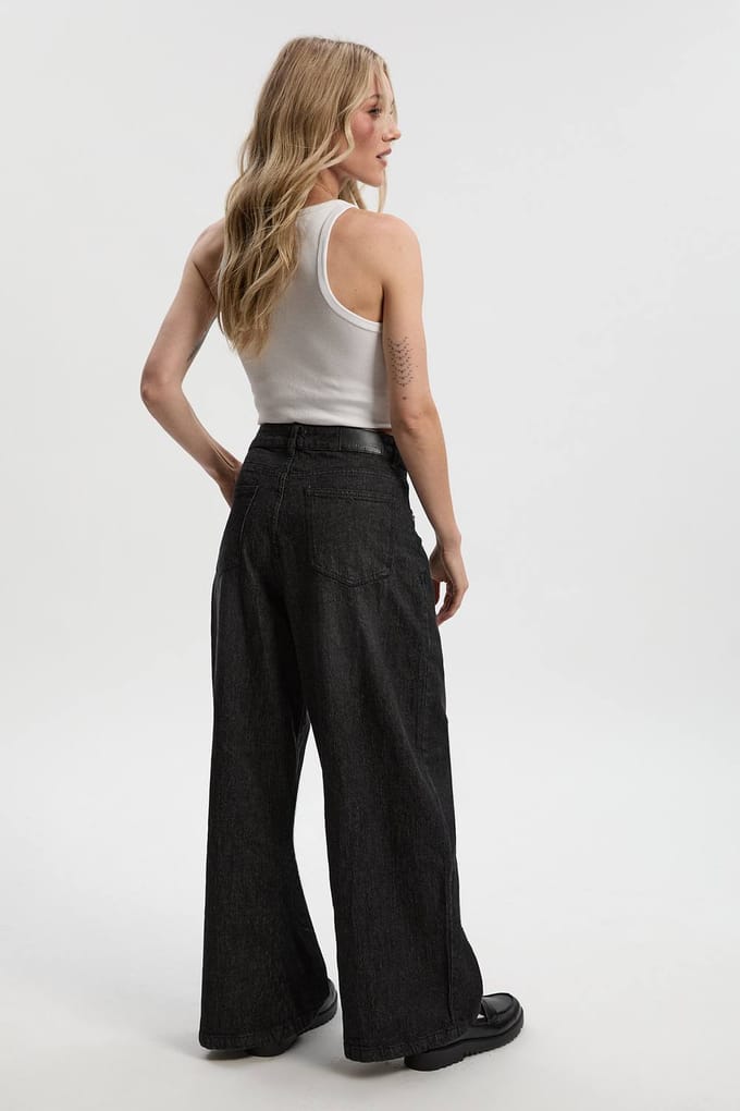 boohoo Dames Petite Basic Super Wide Leg Jean | Washed Black | Maat: 6/28L