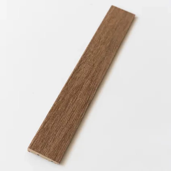 Decomode Hoge Plint Düsseldorf - 240cm - 12x60mm