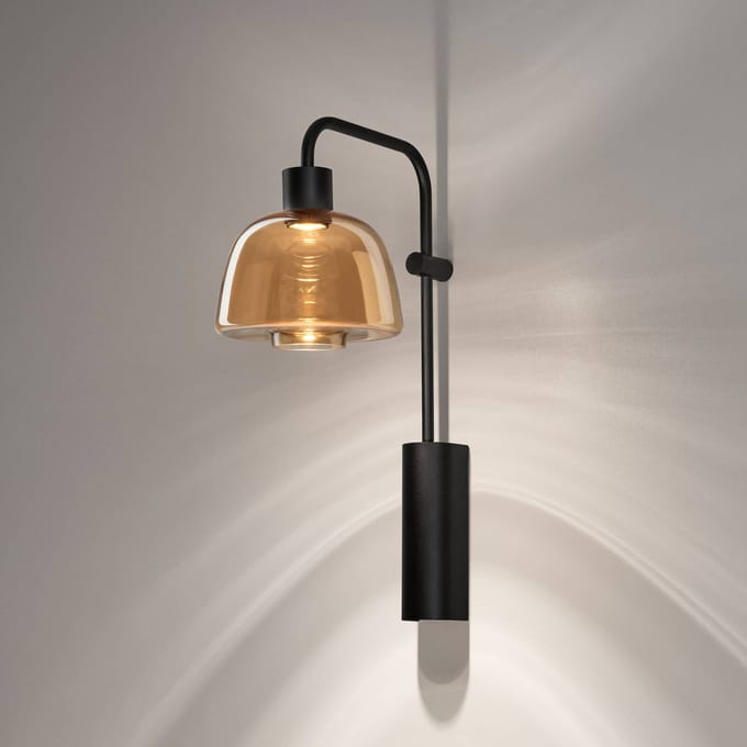 Bover LED wandlamp Drep A/04, amber, glas, zwart, 2.700 K