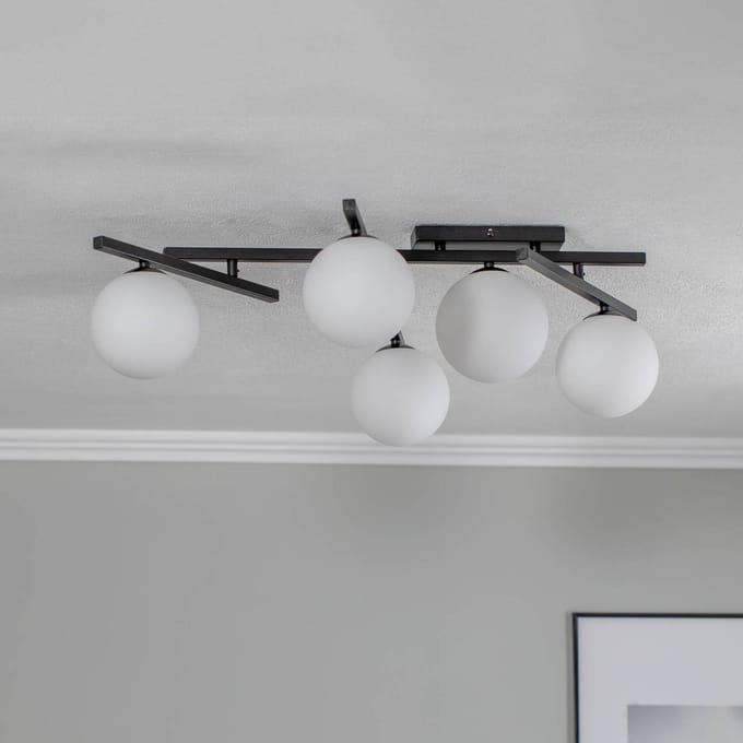 Emibig Mooie zwarte plafondlamp met 5 witte bollen E14 - Perfect voor moderne interieurs
