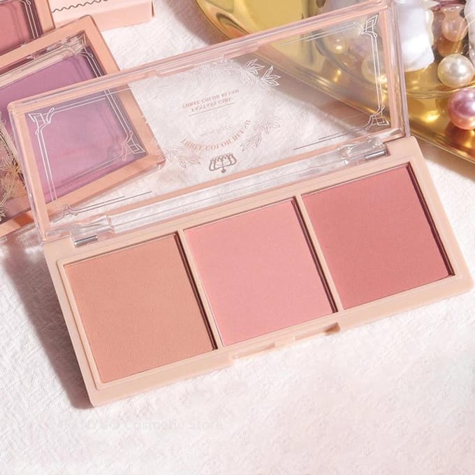 3 Kleuren Matte Blush Palette Draagbare Oogschaduw Make-up Contour Schaduw Multifunctionele Gezichtsrouge white