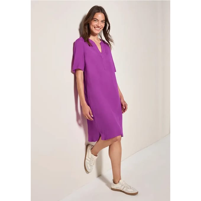 Jurk met gespleten hals