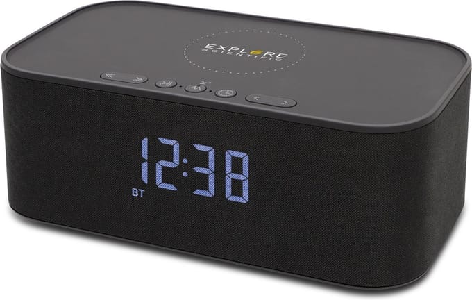 Explore Scientific Klok met Bluetooth Speaker - Draadloos opladen van Smartphone - Led - Zwart