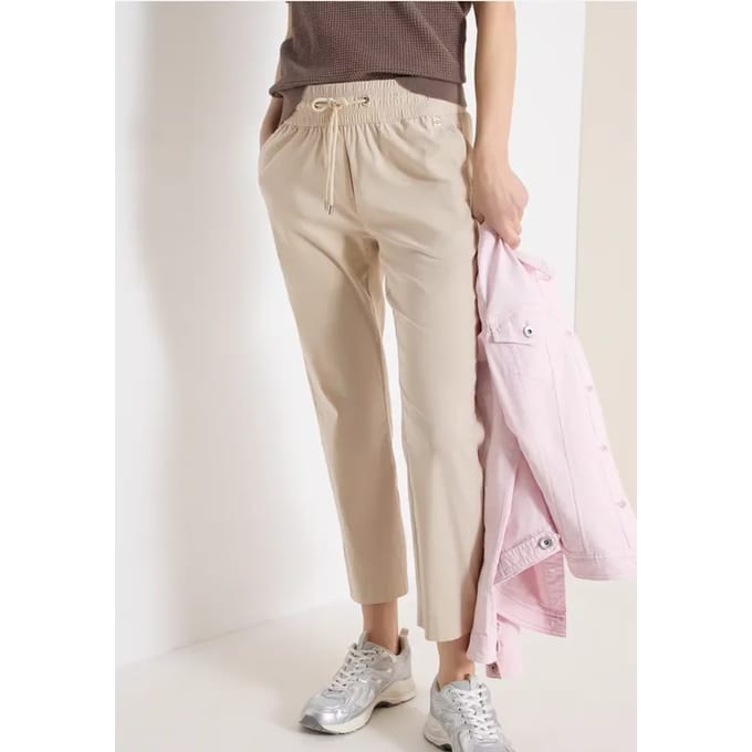 7/8 Mid Waist Slim Legs broek in casual fit