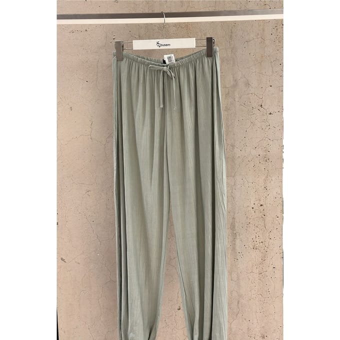 Elastische broek met strikdetail