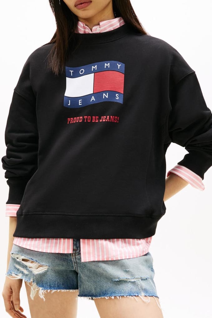 Tommy Hilfiger Boxy Wavy Flag Crew Black Größe: XS | Pullover Outlet | Damen | Schwarz