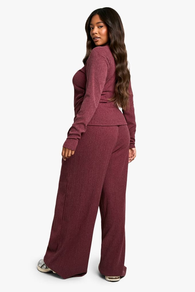 boohoo Dames Plus getextureerde broek met trekkoord in de taille | Burgundy | Maat: 24