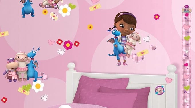 Walltastic Kinderbehang - Muursticker Box - Disney - Doc McStuffin - 59 stickers