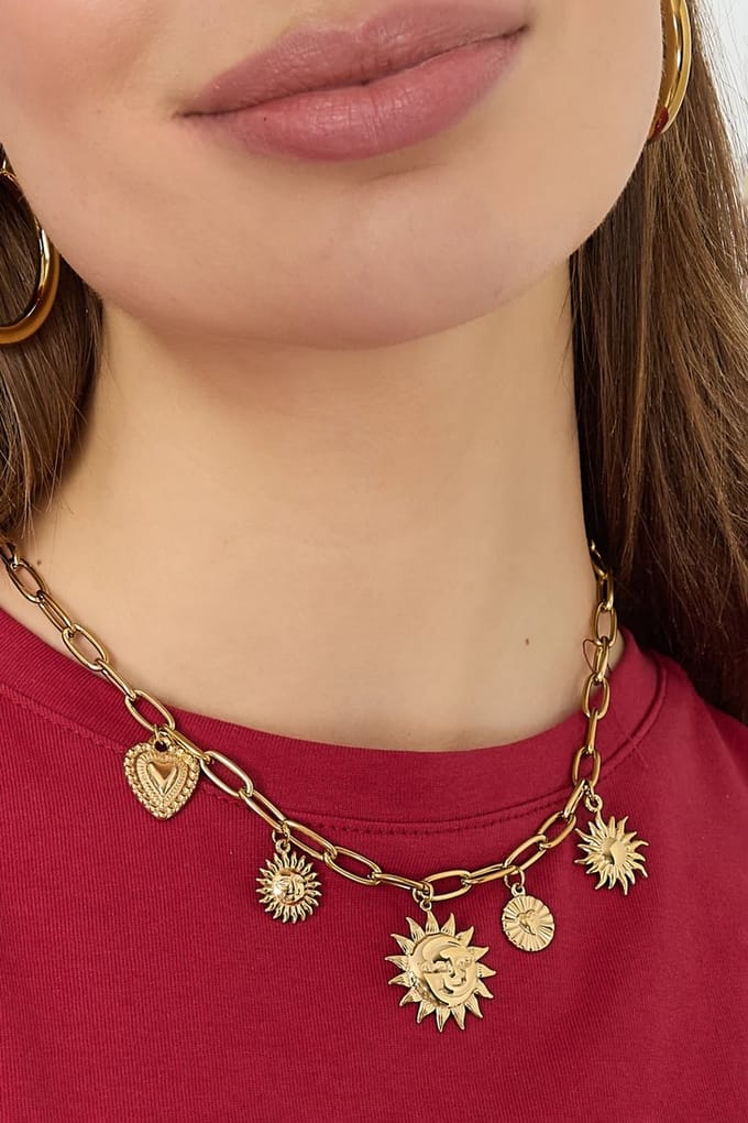 Schakelketting met zon en hart schakels - Stainless Steel - Goudkleurig - Statement Ketting