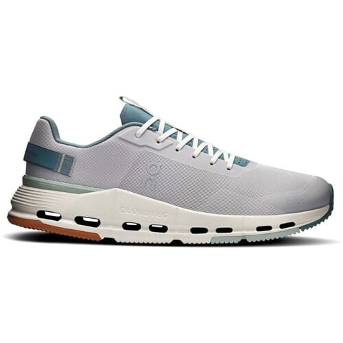 Lage Sneakers On Cloudnova Form 2