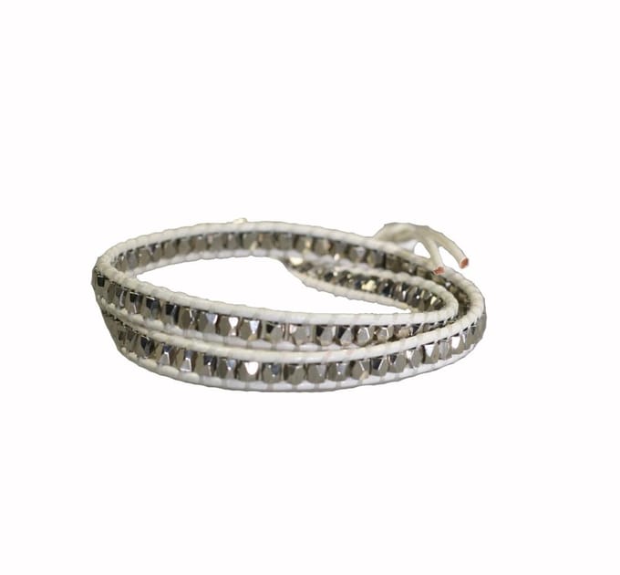 Dames armband wrap leer met stenen en verstelbare sluiting