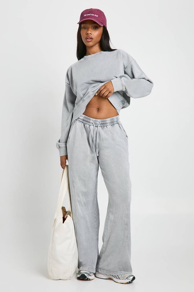 boohoo Dames Gewassen geribbelde detail rechte pijp trainingspak | Houtskool | Maat: Medium