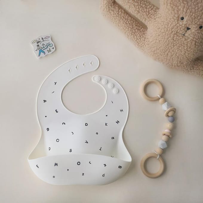 1 bavoir en silicone pour bébé, ultra léger, large épaule, étanche, réglable, design ondulé, accessoire pour bébé gray