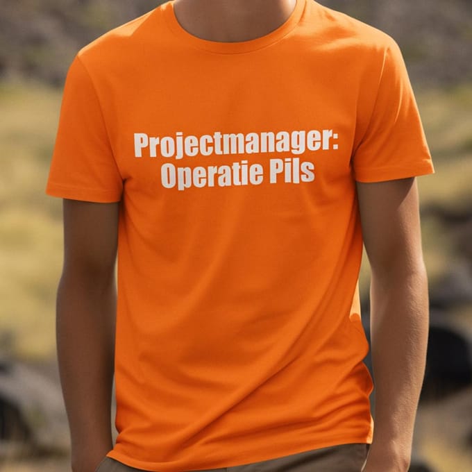Oranje T-shirt "Project Manager: Project Pils" S