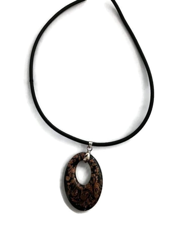 Petra's Sieradenwereld - Ketting met handgemaakte hanger bruin (859)