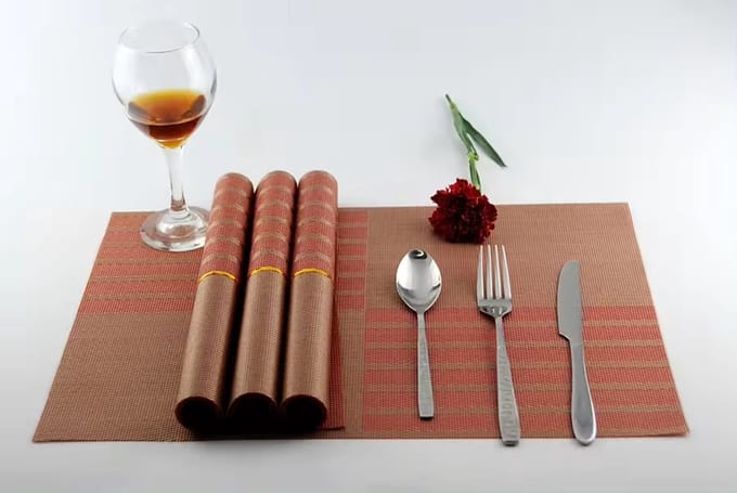Placemats - Rechthoek - 4 Stuks - Onderlegger - Luxe Uitstraling - Rood - 30 x 45 - Glans.