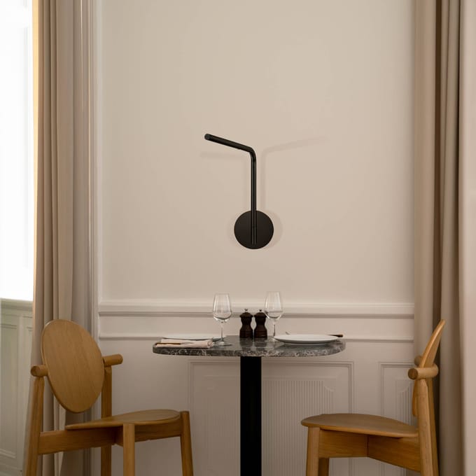 UMAGE LED wandlamp Omni Pivot, zwart, dimbaar