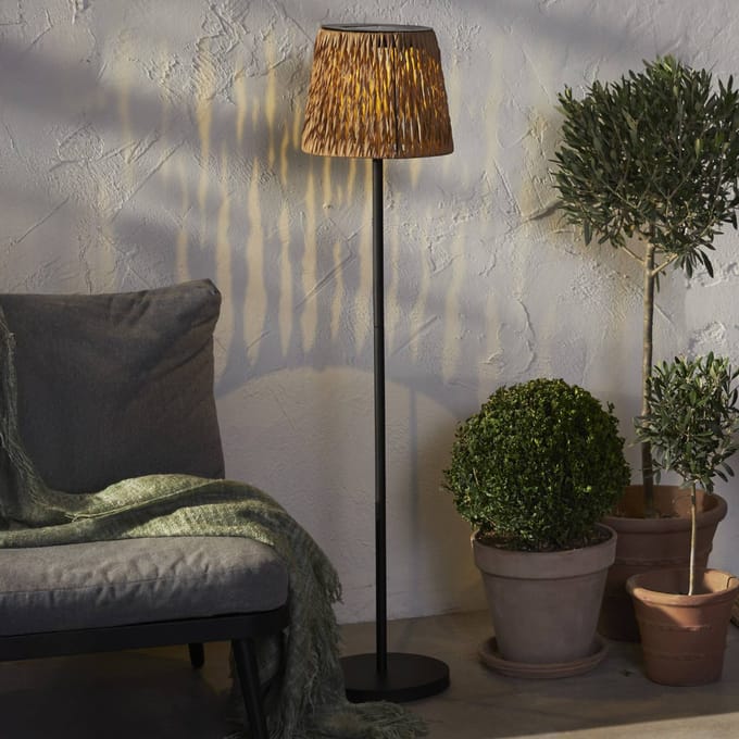 Star Trading Solarlamp Cesta, staande lamp, rotanlook, bruin, solar, buiten, warm wit, schemersensor, 127 cm