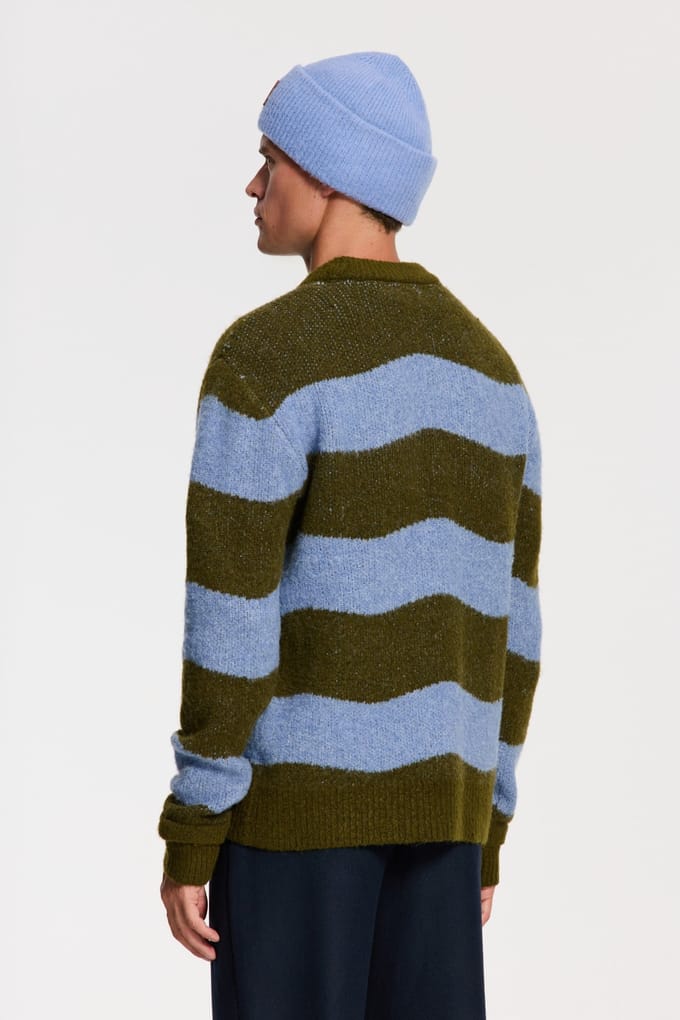 Shiwi Pike Relaxed Fit Wave Pullover Green Blue Wave Größe: M | Pullover Outlet | Herren | Blau