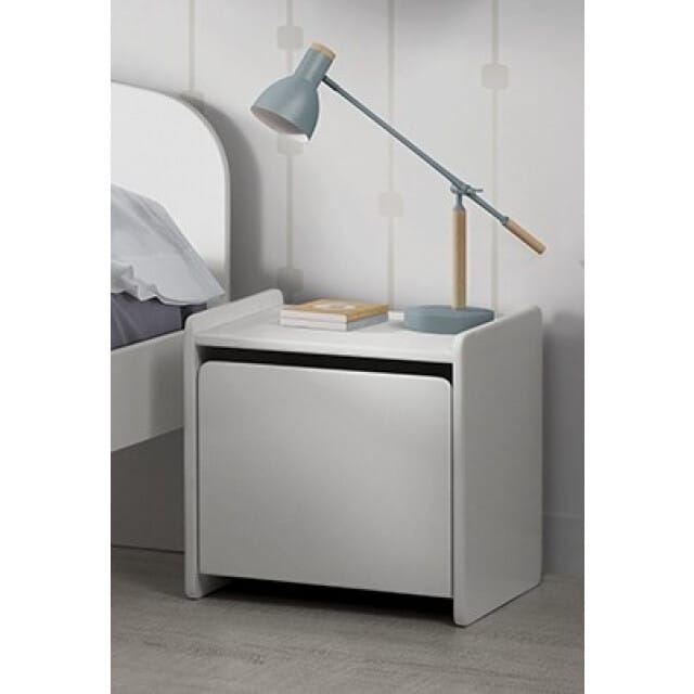 LUCEVI - Kiddy bed + Nachtkastje + Uitvalbeveiliging + Speelkoffer - Wit - 90x200 cm