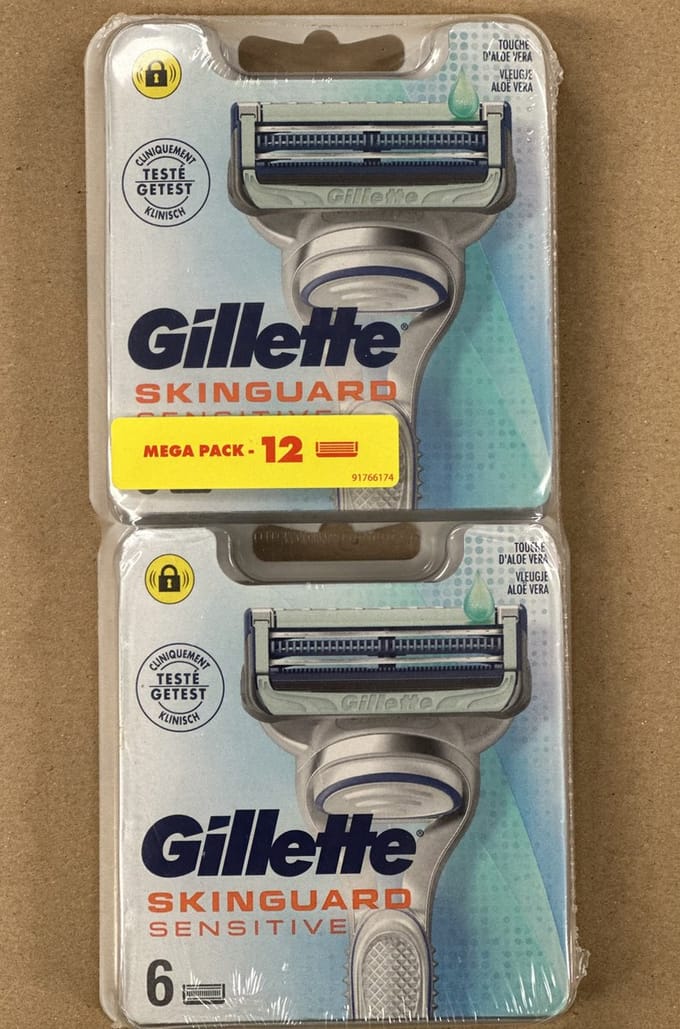 Gillette SkinGuard Sensitive Scheermesjes Aloë Vera - 12 Navulmesjes