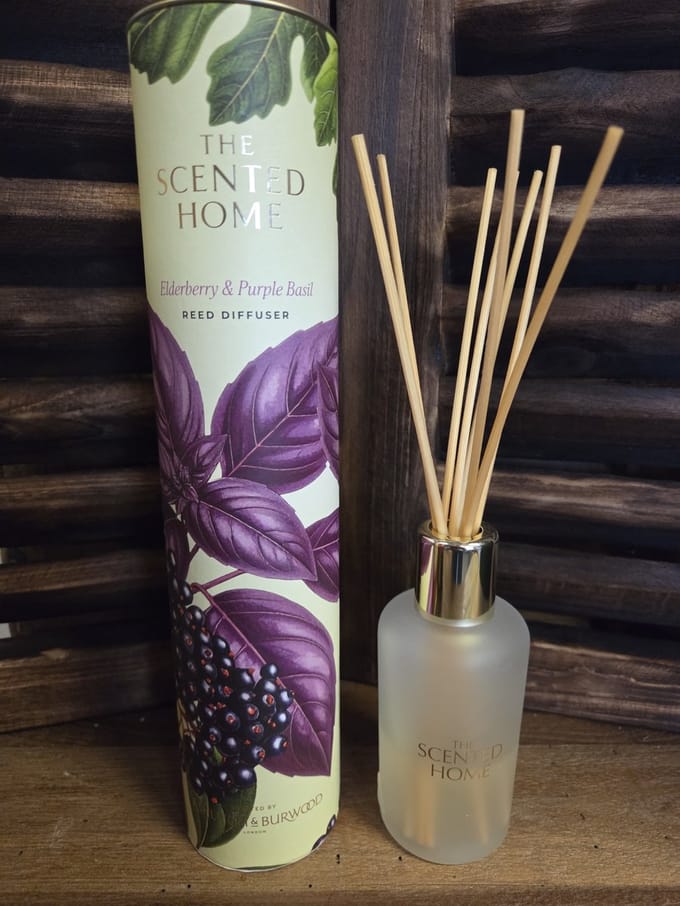 Ashleigh & Burwood Elderberry & Purple Basil - geurstokjes - 150ml - 1 stuk