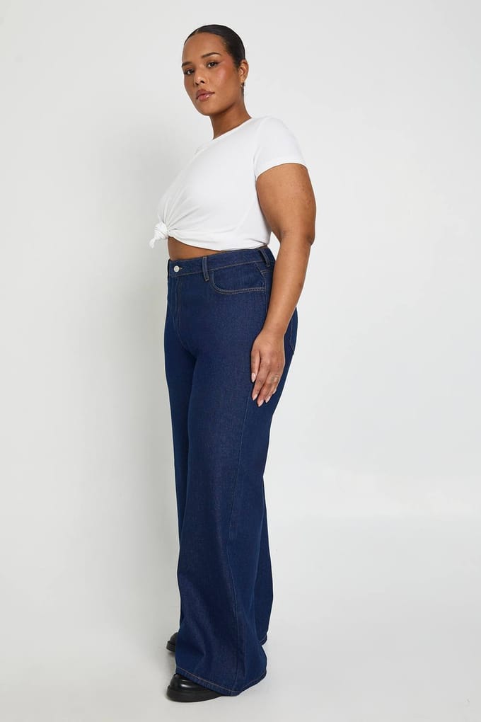 boohoo Dames Plus Basics Hoge Taille Wijde Pijpen Jeans | Indigo | Maat: 16/30L
