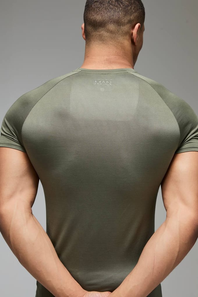 Heren Actieve Lichtgewicht Essentials Gym Muscle Fit Raglan T-shirt | Khaki | Size Medium