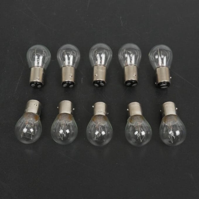 Ampoule Osram pour Moto Honda 750 NC S DCT ABS 2014 à 2019 ARG Neuf