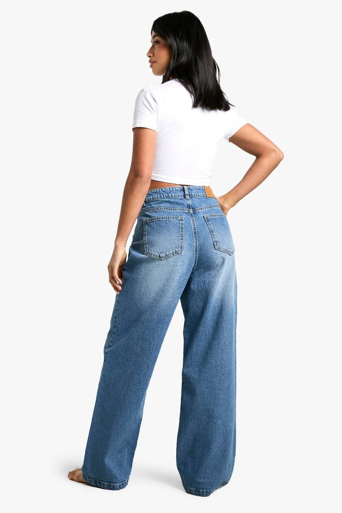 boohoo Dames Petite Basic Rechte Pijp Jeans | Licht Gebleekt | Maat: 8/28L