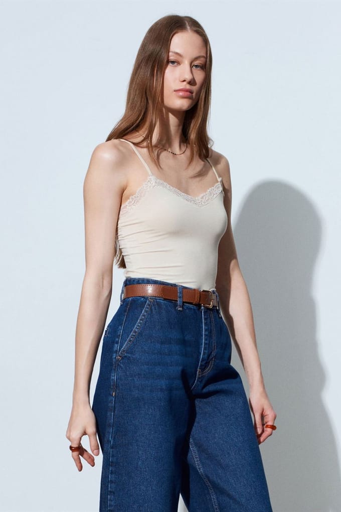 Slim Fit Mouwloze V-hals Top