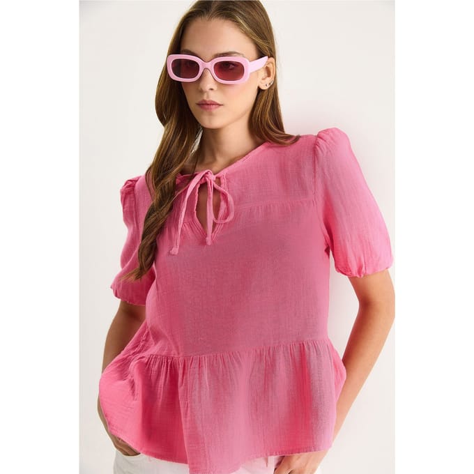 Blouse met ronde hals en strikdetails