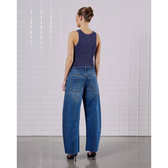 WithBlack Wblpeyton mw barrel leg jeans 00001456