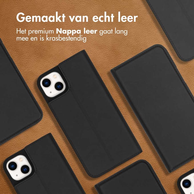 Accezz Hoesje - Geschikt voor Apple iPhone 14 Plus - Premium Leather Slim Bookcase - Zwart