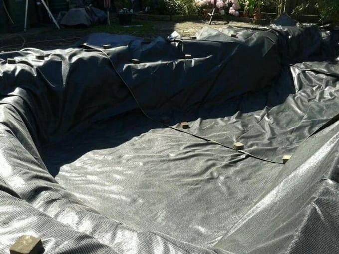 Anti worteldoek, gronddoek , wegendoek  - 150 gr p/m² = 5 x 4.20 mtr