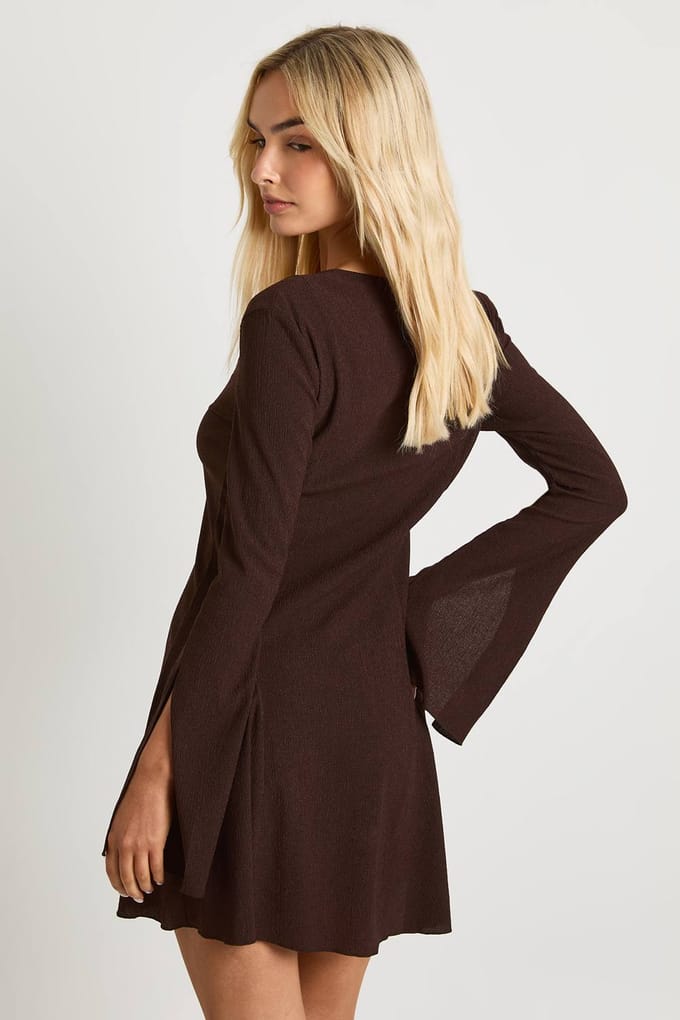 boohoo Dames Getextureerde shiftjurk met uitlopende manchetten en zoom | Chocolate | Maat: 10