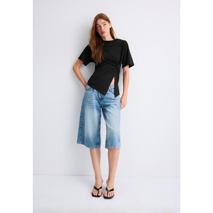 Stradivarius T-shirt met korte mouw en knoop  Zwart XS