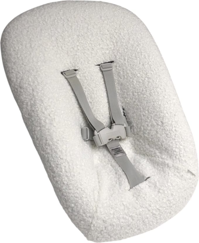 #16 Newborn hoes, Japandi Teddy ecru boucle, Stokke Tripp Trapp.