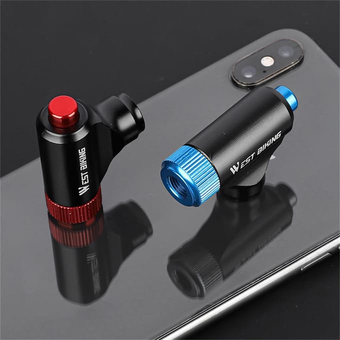 Mini CO2-inflator Fietspomp Supersnelle bandenspanning Draagbare fietspomp Aluminiumlegering rood