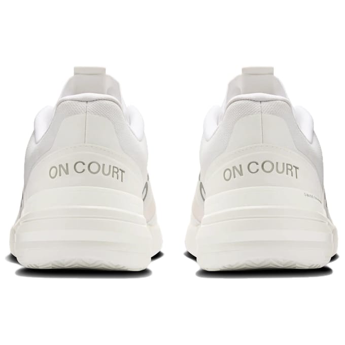 On Running The Roger Advantage Pro Allcourt Schoenen Wit EU 42 1/2 Man