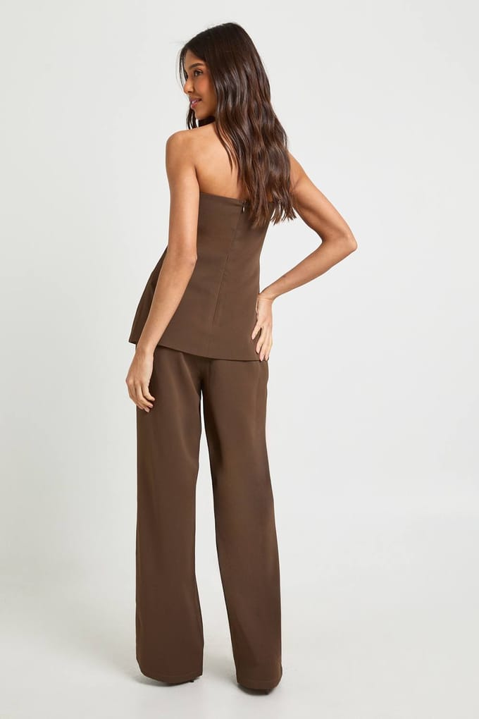 boohoo Dames Gestructureerde Bandeau Wijdpijp Jumpsuit | Chocolate | Maat: 14