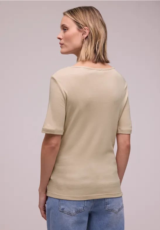 Shirt met hartvormige halslijn in een pak van 2