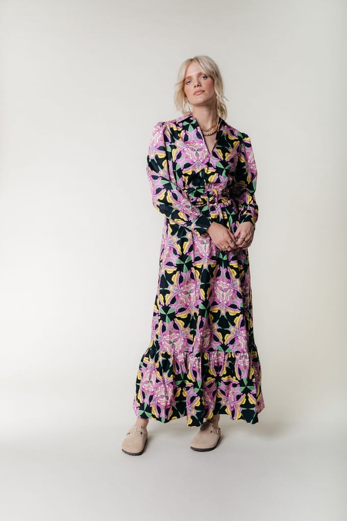 Colourful Rebel Davina Graphic Flower Maxi Dress- M