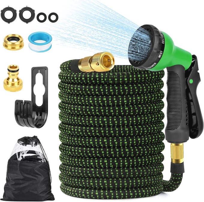 Tuinslang - Groen - 30 m - Uitbreidbare Tuinslang met Sproeikop en Accessoires - Voor Tuin en Camper